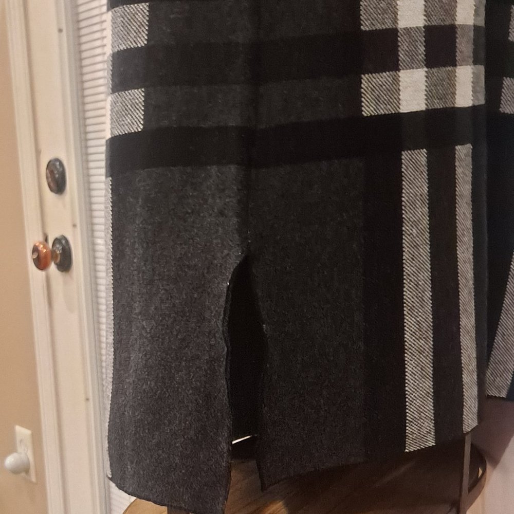 Anne Klien Sweater - image 8